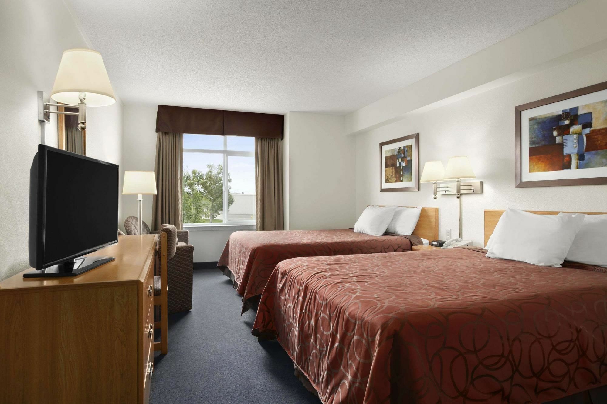 Days By Wyndham Hotel