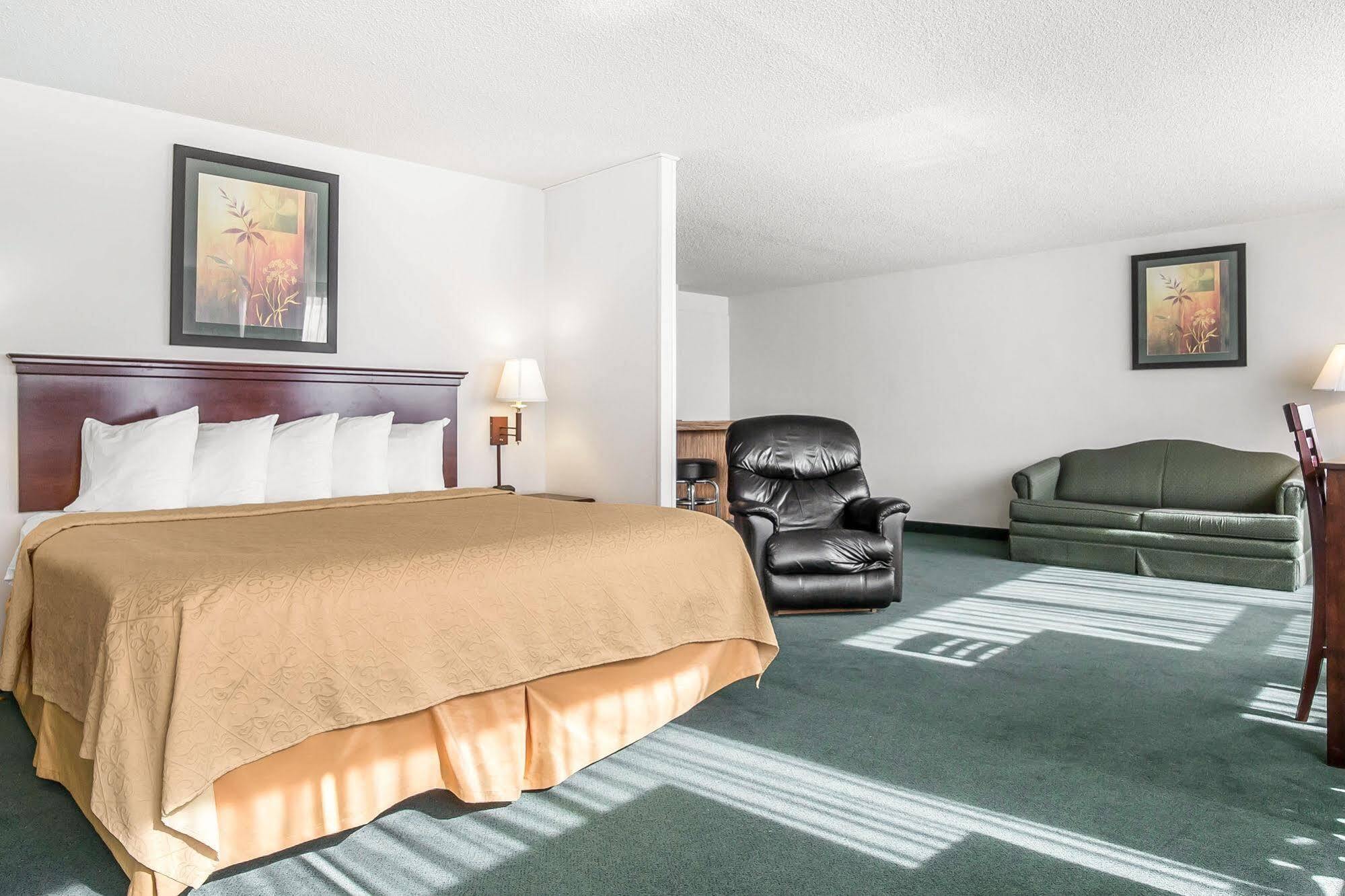 Baymont By Wyndham Center Hotel Great Falls